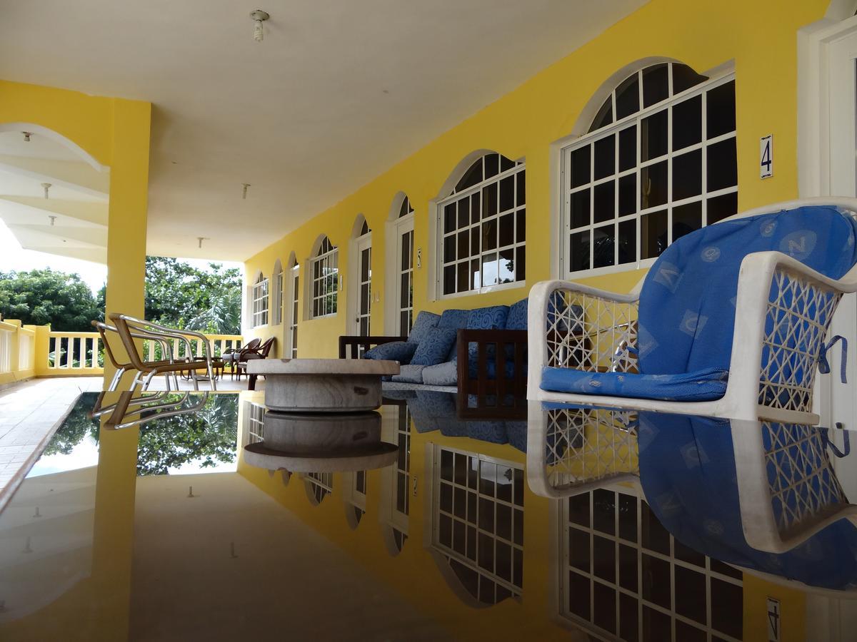 Hotel El Viejo Pirata Boca de Yuma Exterior foto