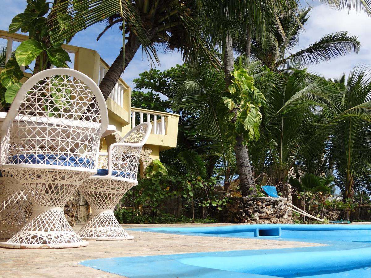 Hotel El Viejo Pirata Boca de Yuma Exterior foto