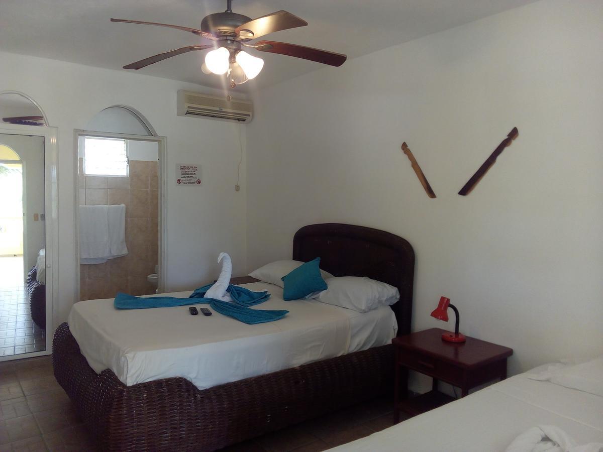 Hotel El Viejo Pirata Boca de Yuma Exterior foto